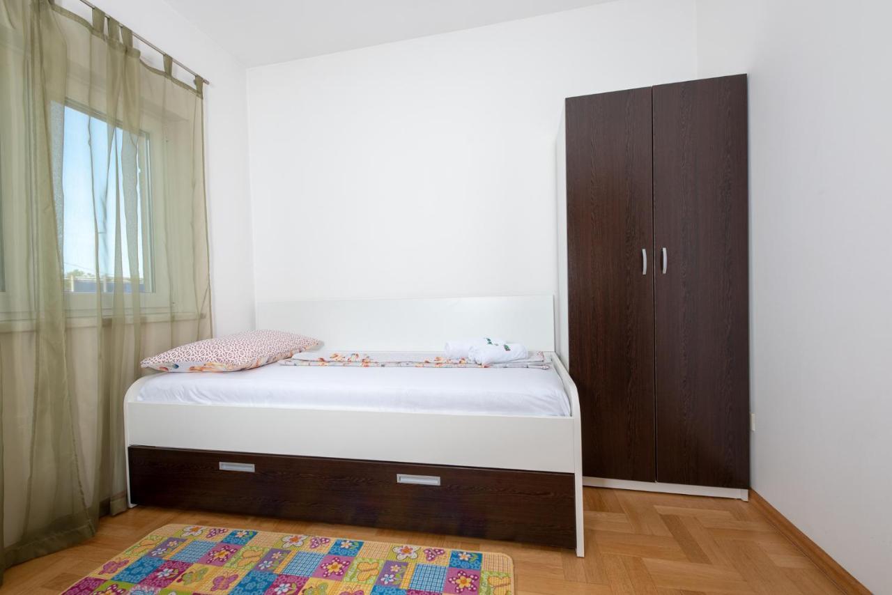 Apartmani Spoljar Zupanja Exterior foto