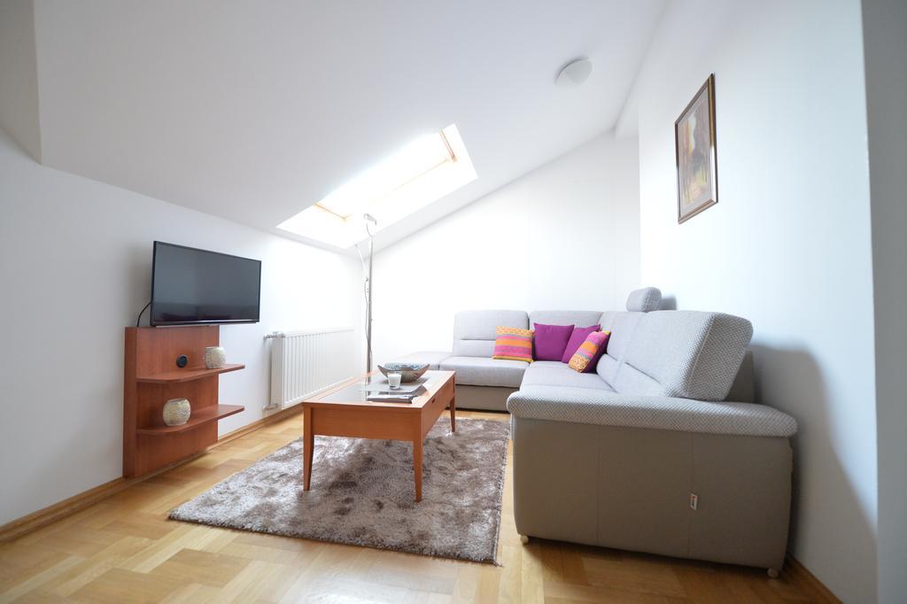 Apartmani Spoljar Zupanja Exterior foto