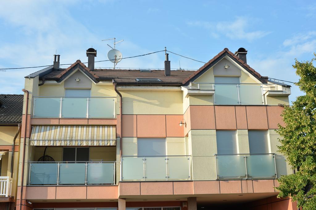 Apartmani Spoljar Zupanja Exterior foto